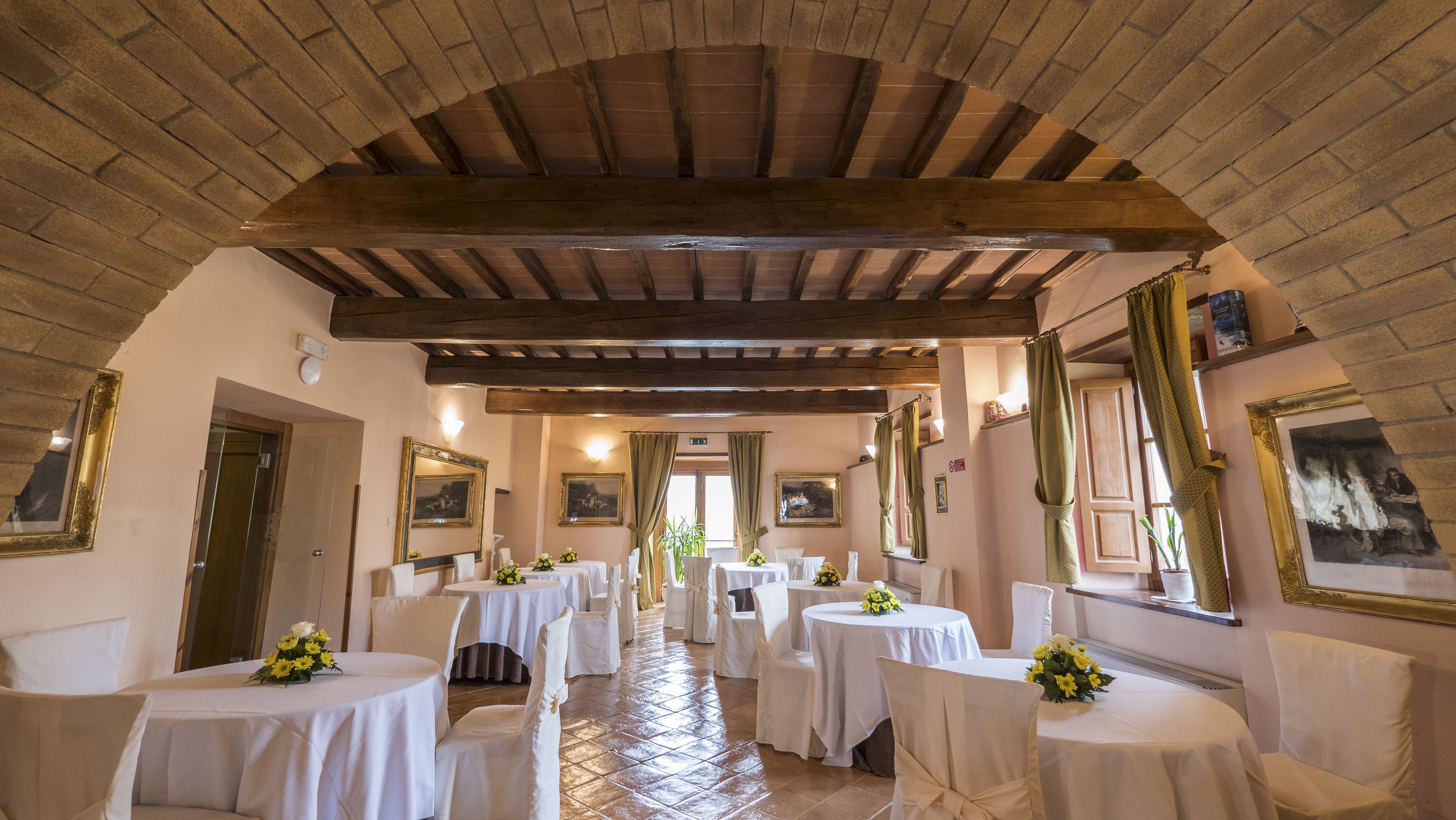 dinner served, italian cuisine, garden views