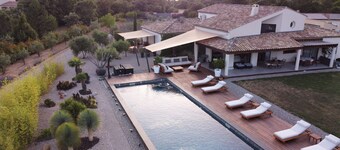 奥堤莉亚别墅酒店