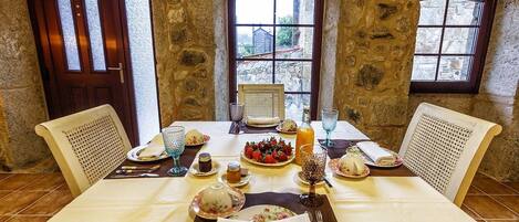 Desayuno continental incluido todos los días