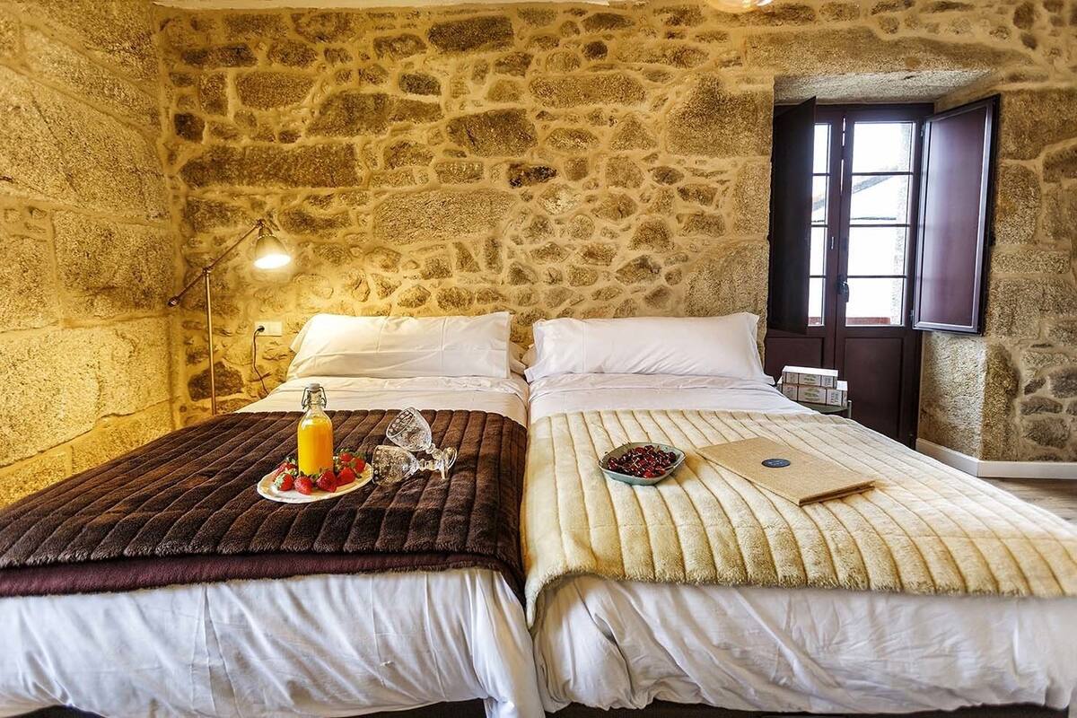 İki Ayrı Yataklı Oda | Odada kasa, ses yalıtımı, ütü/ütü masası, ücretsiz kablosuz İnternet