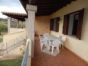Apartment, 2 Bedrooms | Terrace/patio
