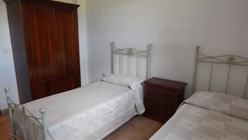 2 habitaciones, cunas y wifi