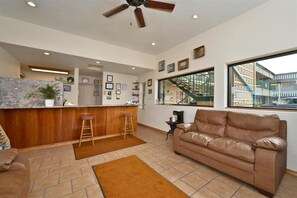 Lobby - Americas Best Value Inn (North Platte)