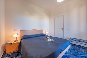 Apartment, 2 Bedrooms | 2 bedrooms, iron/ironing board, cribs/infant beds