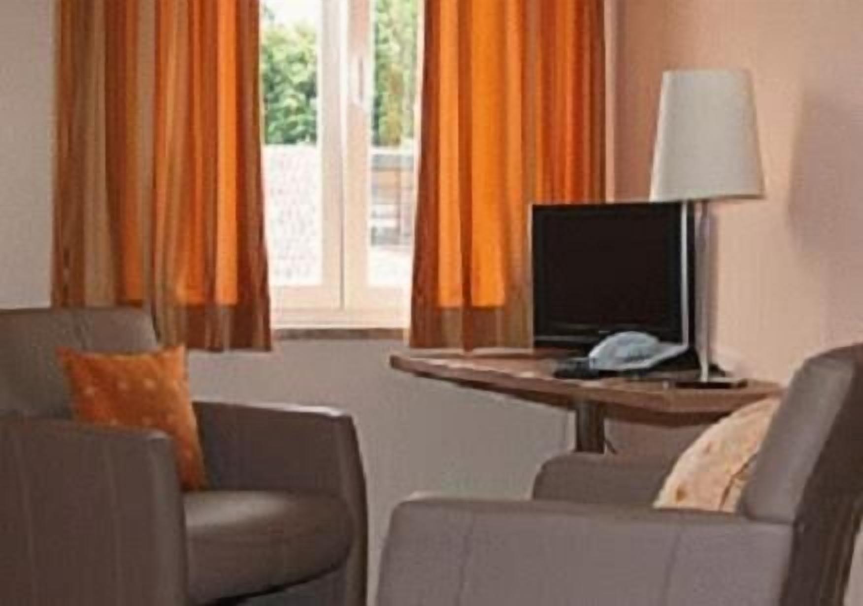 32-inch flat-screen tv with satellite channels, tv