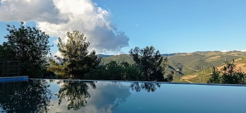 Godence Hotel Restoran