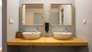 Private 4-Bunk Bed Room with Shared Bathroom | Bathroom | Shower, soap, shampoo, toilet paper