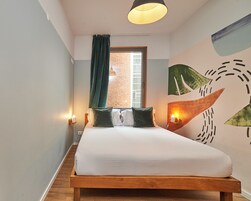 Standard Room | Free WiFi, bed sheets