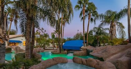 $$$ HALF MILLION DOLLAR POOL w/LAZY RIVER $$$