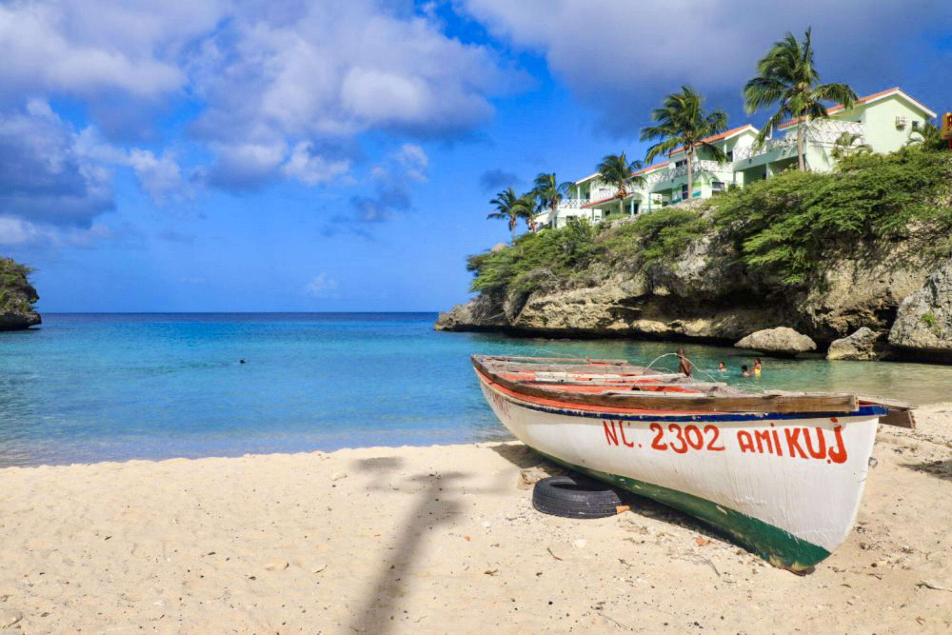 Beach shuttle, beach towels