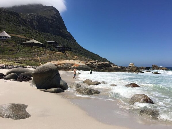 Beach towels - Welcome Home - You're true homestay experience (Muizenberg)