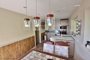 Cottage | Private kitchen | Full-sized fridge, microwave, oven, dishwasher
