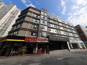 View from property - Ji Hotel (xiamen Haicang District Government Branc (Xiamen)