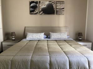 2 Schlafzimmer, Bügeleisen/Bügelbrett, WLAN, Bettwäsche