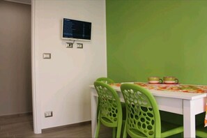 Dining - TWO STEPS FROM THE SEA MARINA DI RAGUSA CENTRO (Marina di Ragusa)