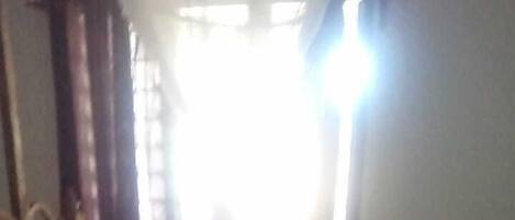 1 室のベッドルーム