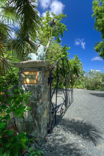  Amazing sunset, ocean front, open air villa w/path to sea and dock 