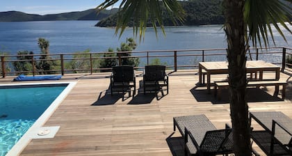 4BD, luxuriöse Ocean Front mediterranen Stil Vil