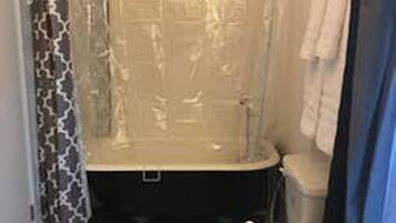 Towels, soap, shampoo