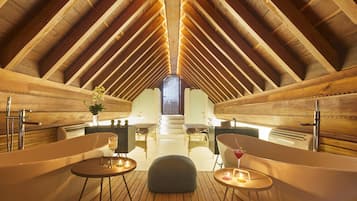 Couples treatment room(s), sauna, hydrotherapy, aromatherapy