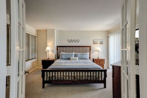 2 habitaciones, tabla de planchar con plancha, internet y ropa de cama 