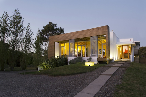 Fachada de la propiedad