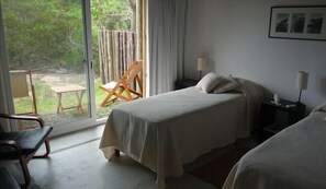 Habitación estándar | Caja fuerte, tabla de planchar con plancha, camas supletorias