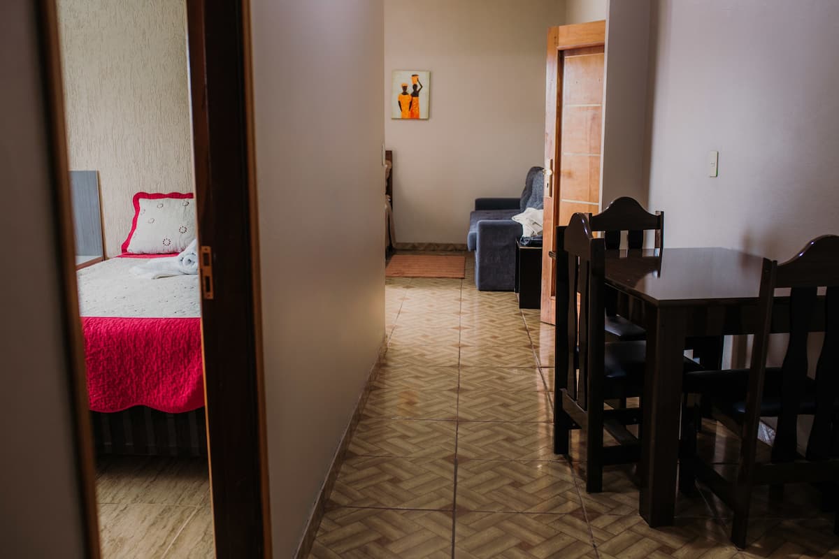 Wifi gratis y ropa de cama