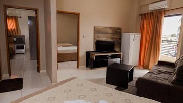 Family Apartment, 3 Bedrooms, City View