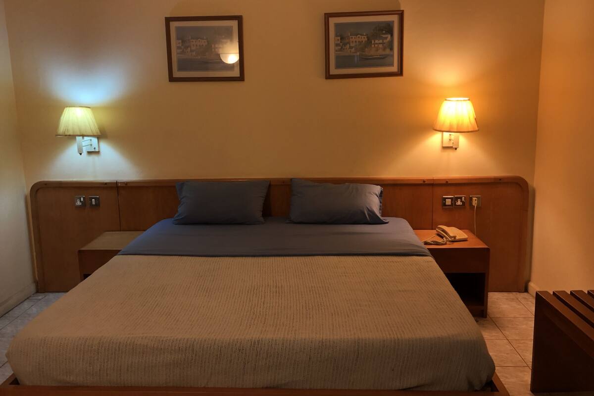 Deluxe Double Room, 1 Double Bed, Non Smoking, City View | Desk, blackout curtains, soundproofing, free cots/infant beds