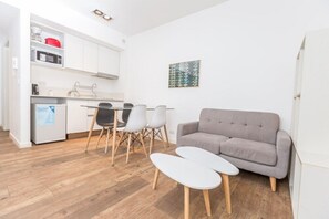 Studio (03) | Salle de séjour