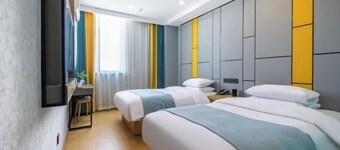 Mingyang Hotel (Taiyuan South Station Shanxi University Store)