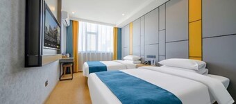 Mingyang Hotel (Taiyuan South Station Shanxi University Store)