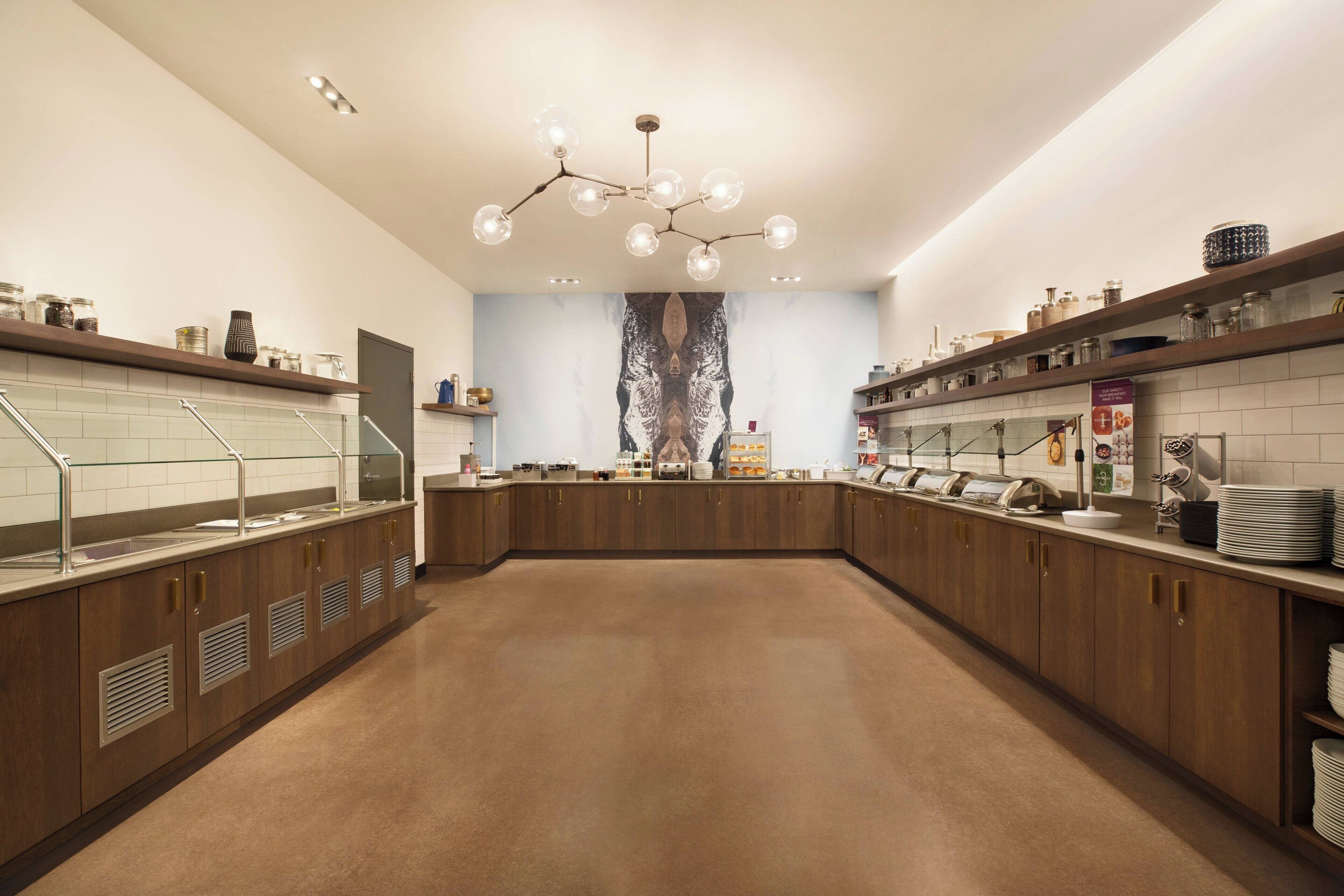 free daily full breakfast