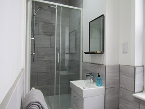 Bathroom - Fifty (London)