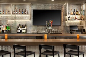 Bar (en el alojamiento)