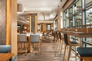 Free daily buffet breakfast - Hyatt House San Jose / Cupertino (Cupertino)