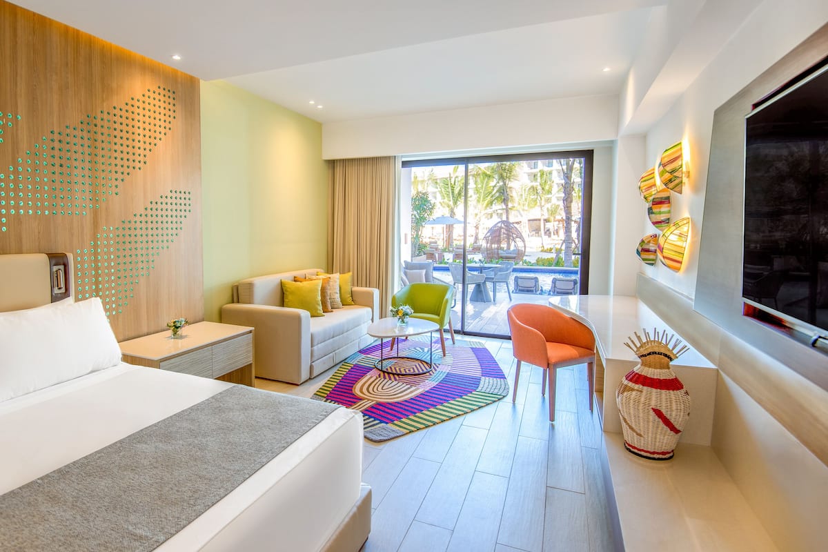 Premium bedding, down comforters, pillowtop beds, free minibar