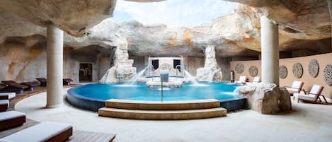 Behandlungsräume für Paare, Sauna, Whirlpool, Dampfbad