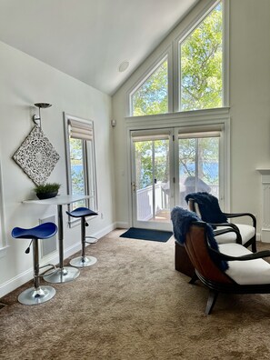 Interior - "Luxury Waterfront Retreat – Spacious, Secluded, and Perfect for Events!"
 (Wareham)