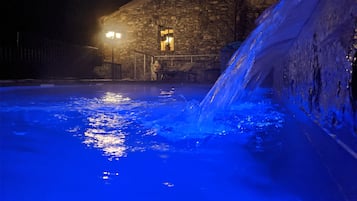 AuĂenpool, beheizter Pool