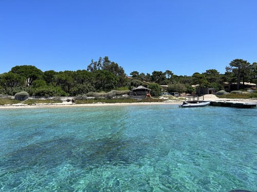 magnifique villa  panoramique mer avec paillote exclusive sur la plage