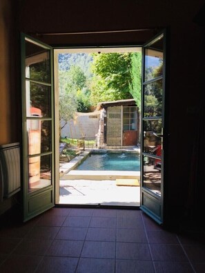 Interior - Charming stone house, a peaceful little paradise surrounded by mountains ... (Ucciani)