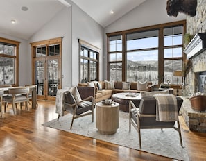 TV, fireplace, video games, DVD player - HOLIDAY SPECIALS BOOKING NOW! (Park City)