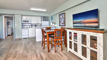 Coffee/tea maker, fridge, microwave, oven