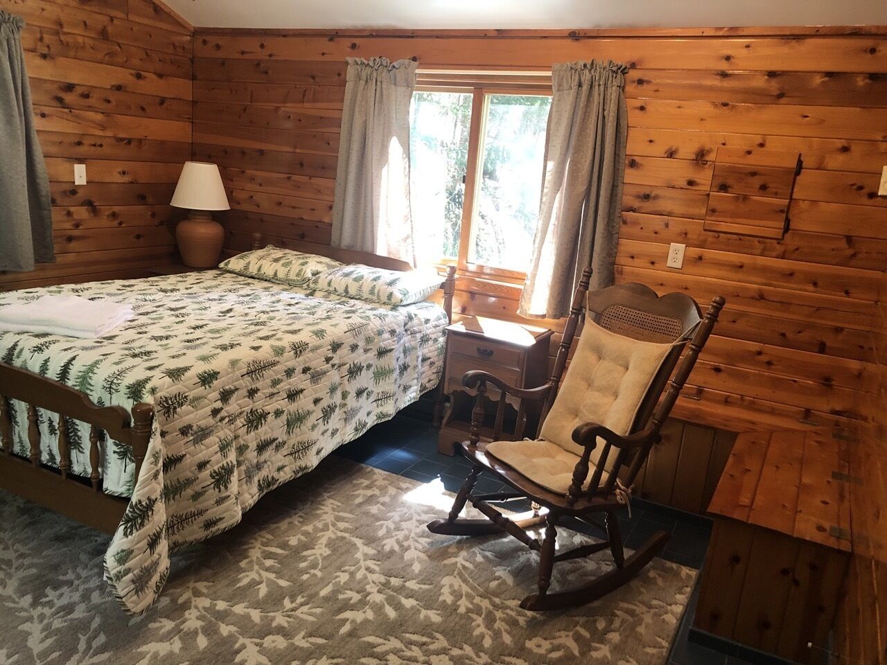 4 bedrooms, WiFi, bed sheets
