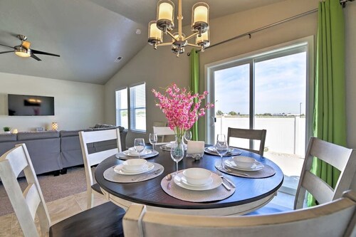 Newer 4BR  Ping Pong | BBQ | Playroom | Garage