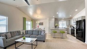 TV, fireplace, books, offices