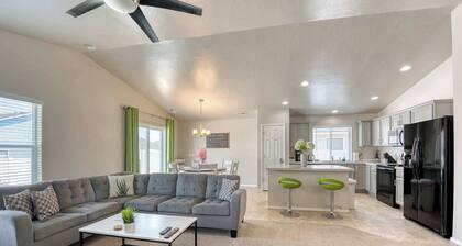 Newer 4BR Ping Pong | BBQ | Playroom | Garage