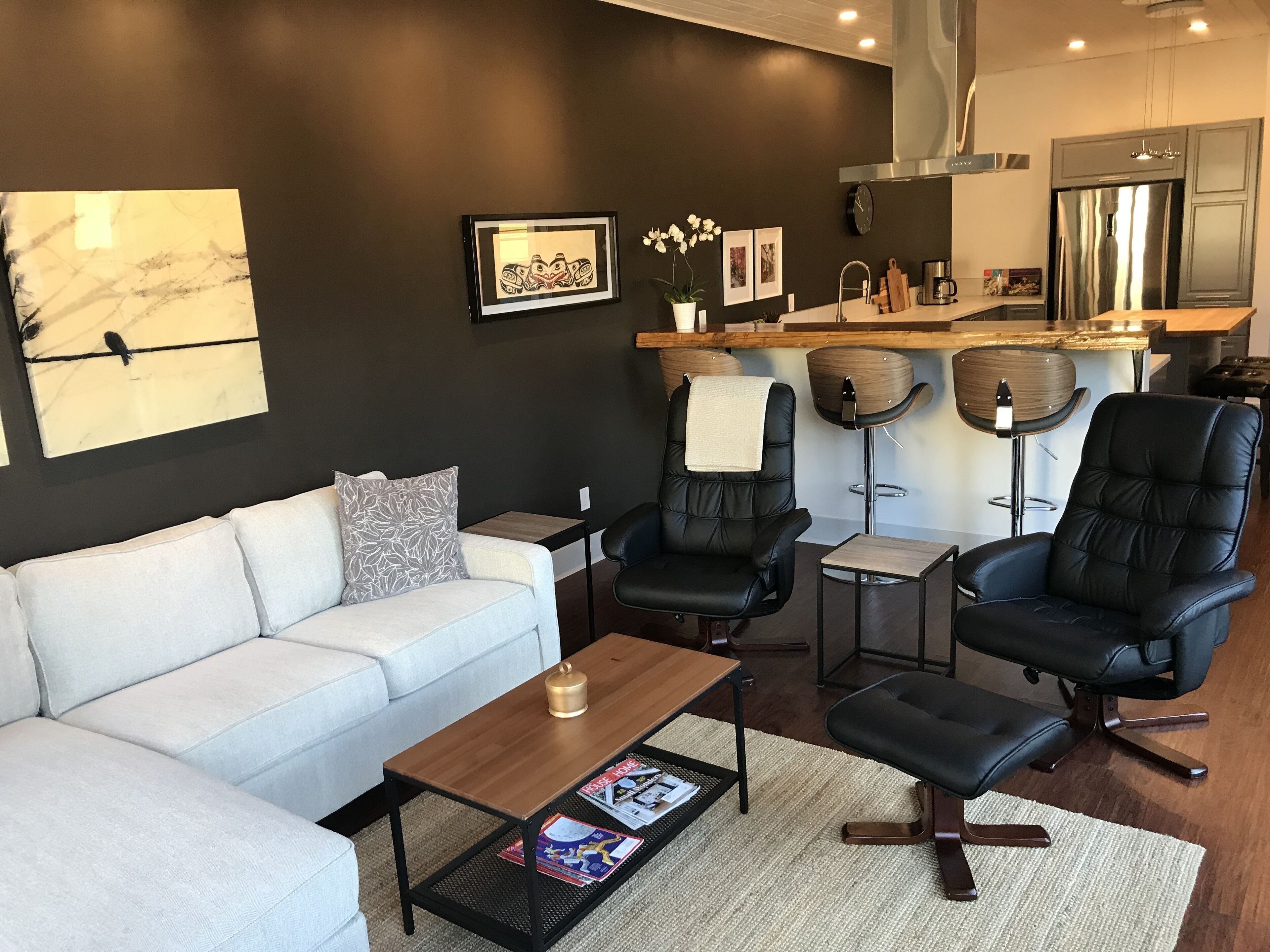 Télévision, cheminée